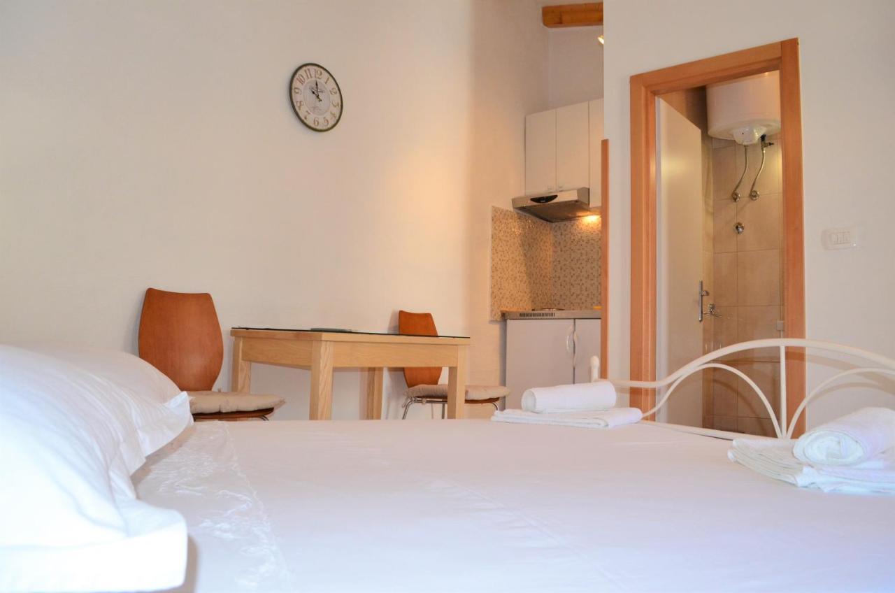Apartman Romana Trogir Exterior foto